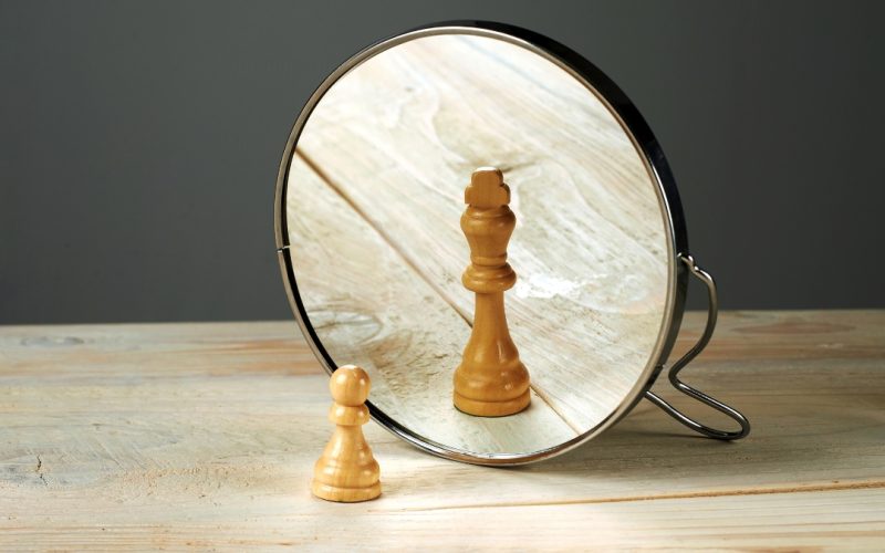 Ego कैसे छोड़ें Without Losing Confidence? ओशो के 4 सूत्र